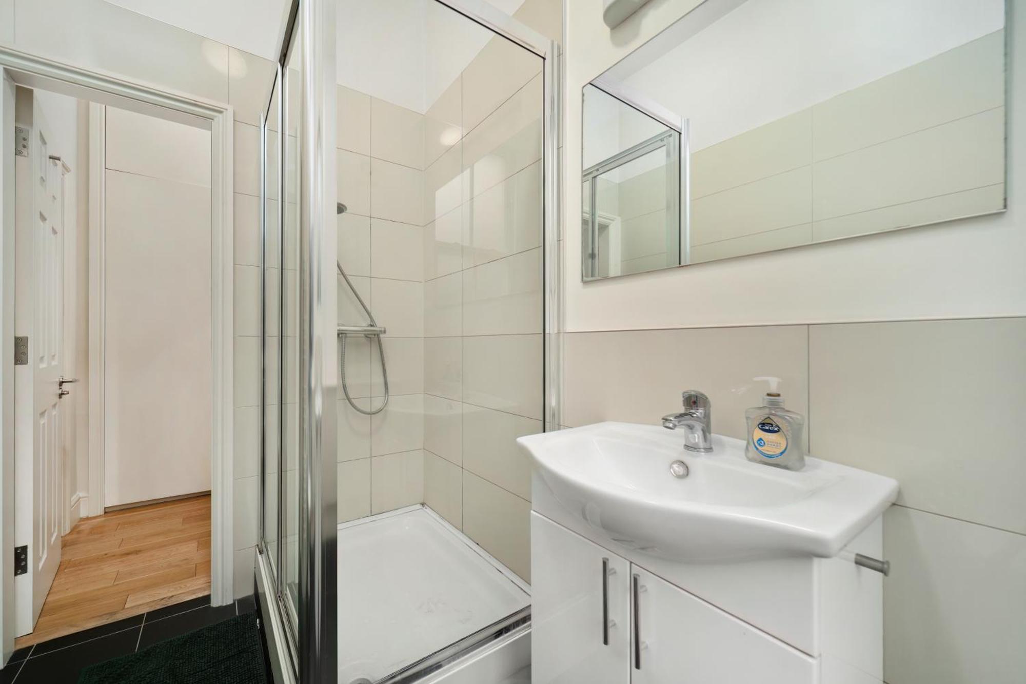 Paddington Modern Apartments London Exterior foto